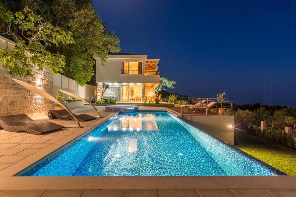 Luxury Villa Crystal Blue Sveti Stefan Exterior foto